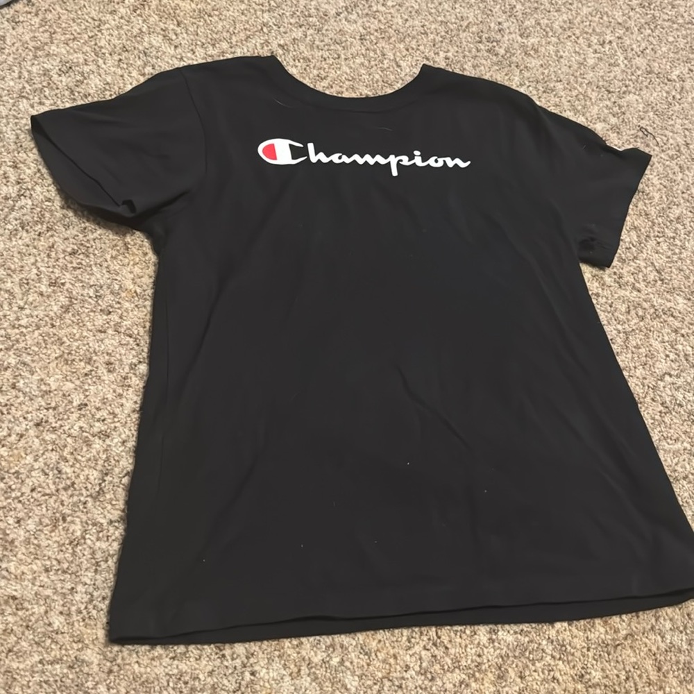 🛑3 for $30🛑 Champion T shirt